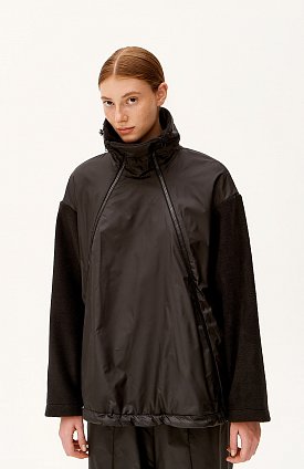 Фото модной одежды - аги  куртка с флисом оверсайз черная сезон 2020 года