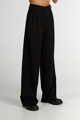Фото модного реми брюки палаццо черный сезон 2020 года