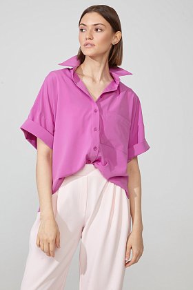 Фото модного раби блуза с коротким рукавом цвета фуксии сезон 2020 года
