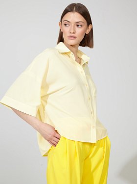 Фото модного раби блуза с коротким рукавом желтого цвета сезон 2020 года