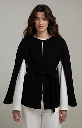 Фото модного хадсон пальто кейп черное сезон 2020 года
