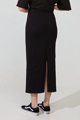 Фото модной одежды - айка юбка трикотажная макси черная сезон 2020 года