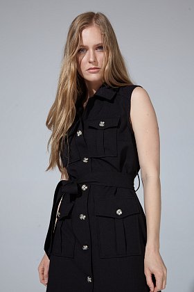 Фото модного эмин платье сафари лен черное сезон 2020 года
