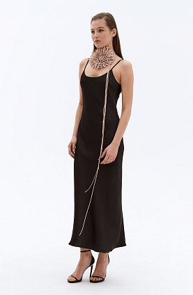 Фото модного венеция платье  комбинация черное сезон 2020 года