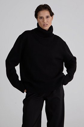 Фото модного джесс джемпер премиум черный сезон 2020 года