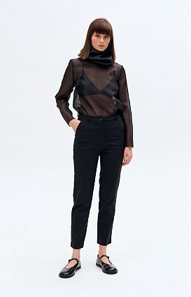 Фото модной одежды - калли брюки узкие черные сезон 2020 года