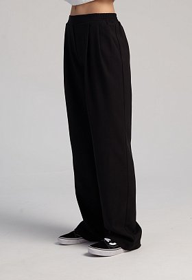 Фото модного илона брюки лен черные сезон 2020 года