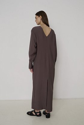 Фото модной одежды - грея платье макси с разрезом мокко сезон 2020 года
